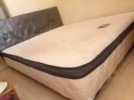 Jual spring bed bekas