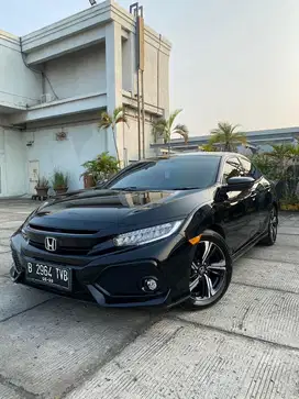(Km Low 50ribu Record) HONDA CIVIC E HB AT 2018