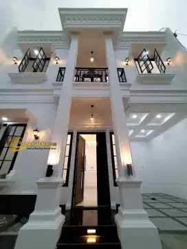 Dijual rumah cantik full furnish 2,5 lantai BU