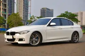 BMW 330i F30 MSport Shadow Paket Dp Hemat