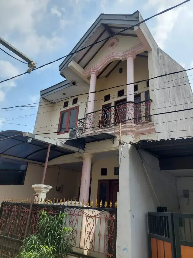 Dijual Rumah di kayu putih...kampung ambon