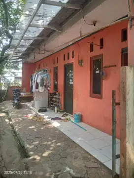 Di jual kontrakan 3 pintu di jln asem mustika jaya bekasi timur