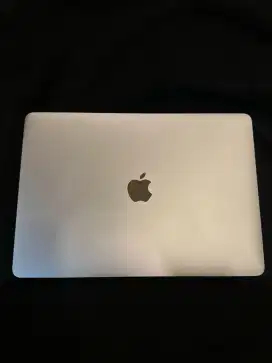 Macbook Pro M1 256GB/8GB battery health 96%