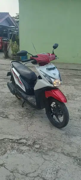 (JUAL) Honda Beat FI 2015 Siap Pakai