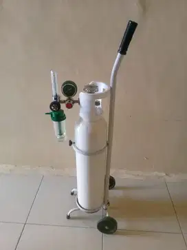 Di jual cepet Tabung oksigen lengkap