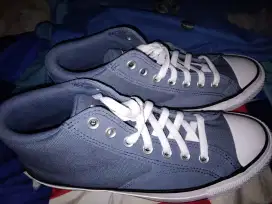 SEPATU CONVERSE SIZE 42