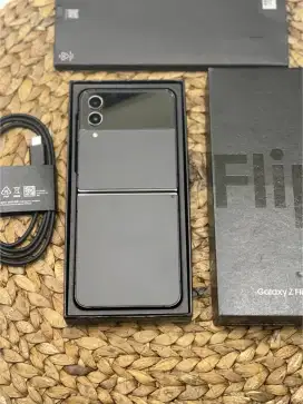 Samsung z flip 4 8/256 giga resmi sein