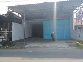 Di sewakan Gudang
