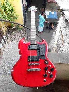 Gibson SG 4 in 1, not Schecter, not Ibanez