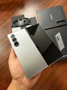 Samsung Z Fold 6 , Silver Shadow , 12/256GB (Bea Cukai)