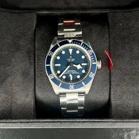 Jam tangan tudor black bay blue 58 size 39mm fullset