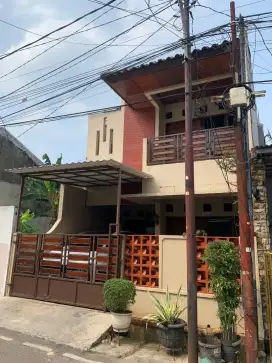 RUMAH CANTIK SIAP HUNI‼️ Dalam Perumahan Taman Malaka Selatan