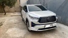 Toyota Kijang Innova (2023) - 2.0 Zenix Q HV CVT TSS Modellista Hybrid