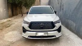 Toyota Kijang Innova (2023) - 2.0 Zenix Q HV CVT TSS Modellista Hybrid