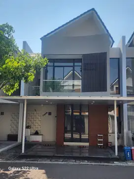 Dijual rumah pik 2