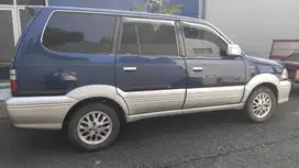 Toyota Kijang Krista (2001)