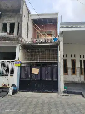 Rumah kelurahan Kapas Madya Baru Kec Tambaksari Sby