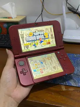 Nintendo NEW 3DS XL 32GB + SKY3DS , MULUS ORIGINAL GARANSI