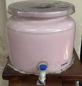 GUCI MINUMAN GALON