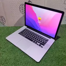 MACBOOK PRO 2015 15 fungsional normal 100% ram 16/256 Quadcore i7