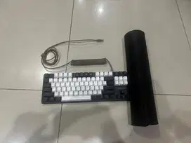 BUNDLING REXUS MX 5.2 TKL + MOUSEPAD FANTECH MP-903