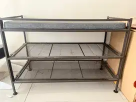 Rak Sepatu Besi Berkualitas