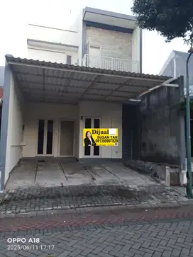 Dijual rumah minimalis 2 lantai alam hijau Citraland
