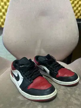 Air Jordan 1 Low Bred Toe