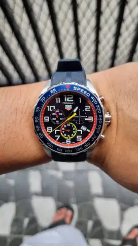 TAG Heuer Formula 1 Quartz X Red Bull Racing Heuer Formula Watch