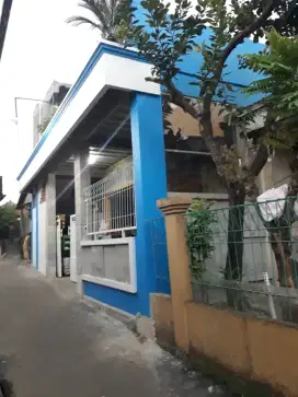Di Jual Rumah kokoh dan Strategis di Pondok Aren