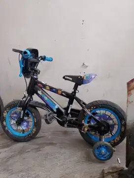 Sepeda anak ukuran 12