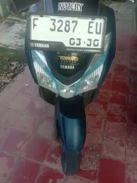 Yamaha LEXY ABS 125 CC