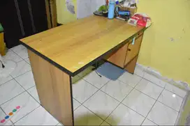Meja Kantor Minimalis Second