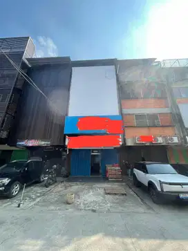 ruko glodok plaza uk 5x10,cocok sekali untuk usaha atau kantor,4 lanta