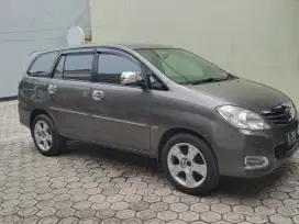 Kijang Innova V 2011 M/T Bensin