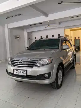 Toyota Fortuner 2.5 G AT