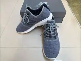 Sepatu New Balance Original Size 42