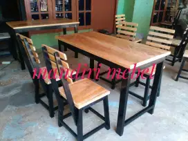 Meja kursi makan baru