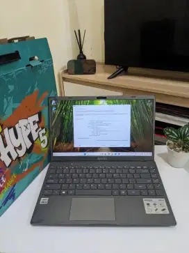 Laptop Axioo Hype 5 core i5 gen 10 , Intel iris plus