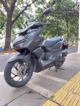 DP MINIM 1JTA CASH KREDIT HONDA VARIO KEYLESS 160 ISS THN 2023 PJK ON