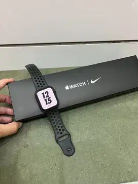 Apple Watch SE Nike Series 44mm Fullset