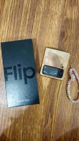 Samsung Flip 4 8/512GB