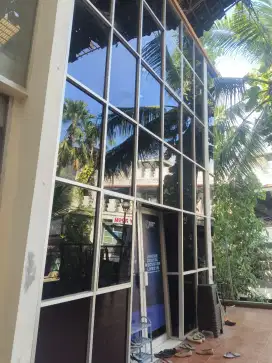 Kaca film gedung