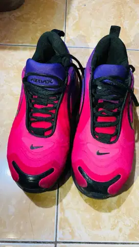 Sepatu Nike Preloved