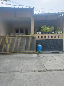 Di jual rumah SHM