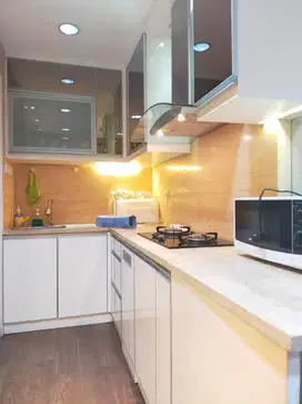 Disewakan 3BR Full Furnish Unit cakeppp di Royal Mediterania Garden