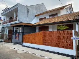 DI JUAL RUMAH TROPIS BARU RENOVASI DAERAH ARCAMANIK ANTAPANI