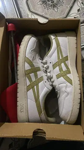 SEPATU ASIC Man japan