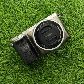 Kamera Mirrorless Sony Alpha A6000