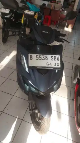 VARIO 160 CBS 2025 OKe  cas/ kredit DP 1.650